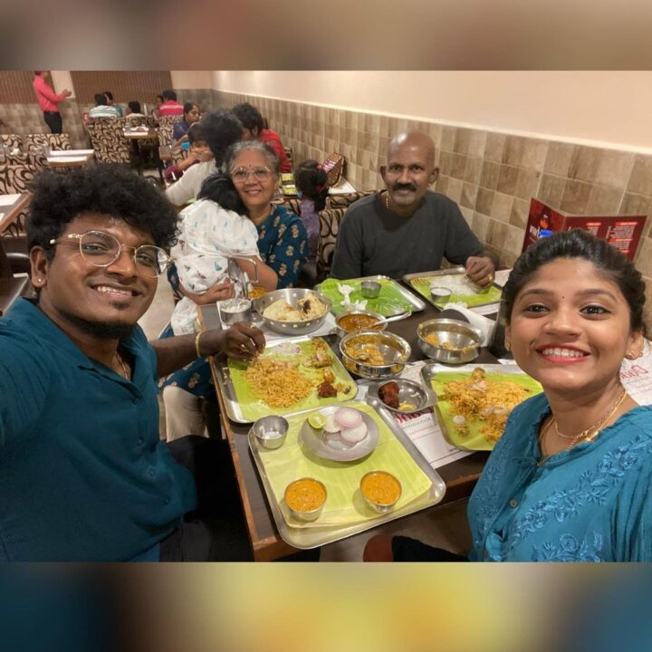அஜய் கிருஷ்ணாவின் 25வது பிறந்தநாள்.! குடும்பத்துடன் பர்த்டே கொண்டாடிய அஜய் கிருஷ்ணா..! 13