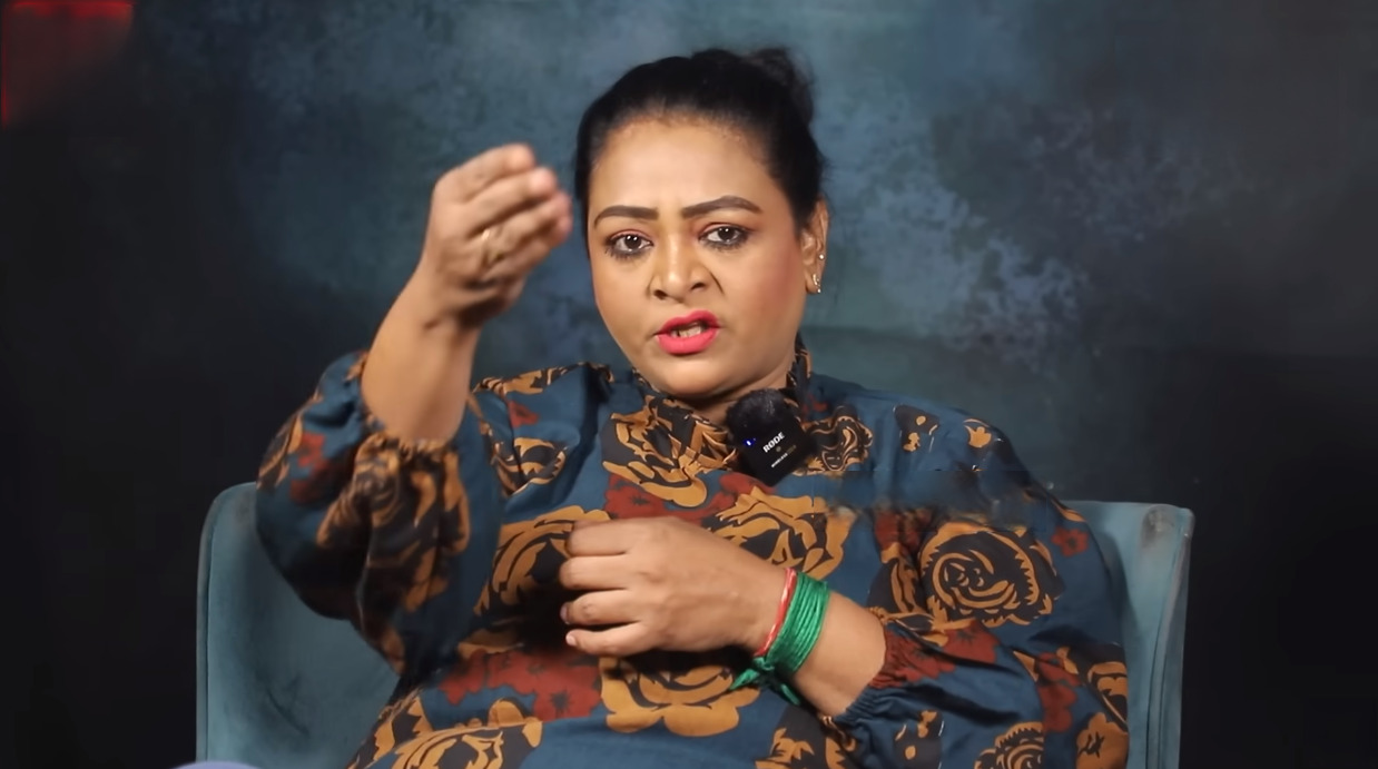 காசுக்காக எதை குடுத்தாலும் தின்பியா? Youtuber திவ்யாவை லெப்ட் ரைட் வாங்கிய ஷகிலா.! 3
