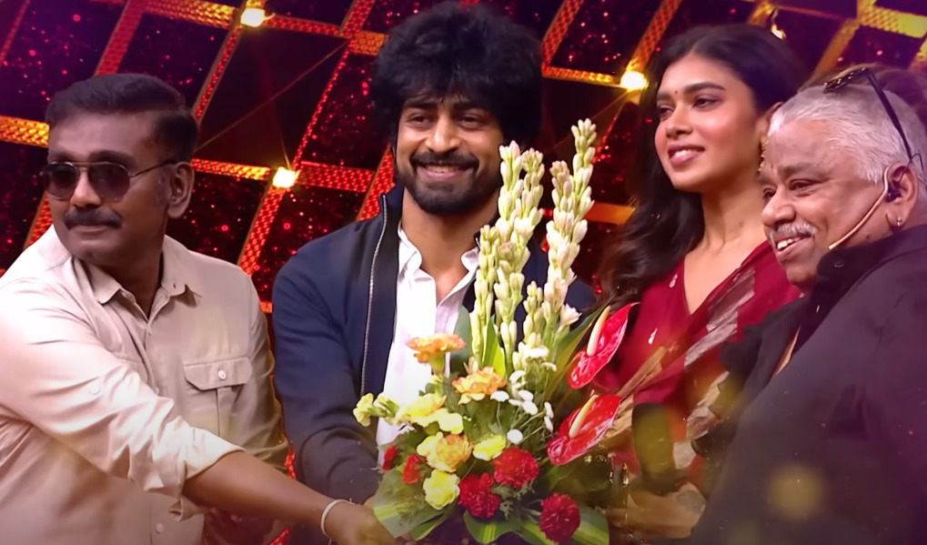 பாலா செய்த வேலையால் சேரிலேயே மட்டையான புகழ்.! விழுந்து விழுந்து சிரித்த பாலா.! 3