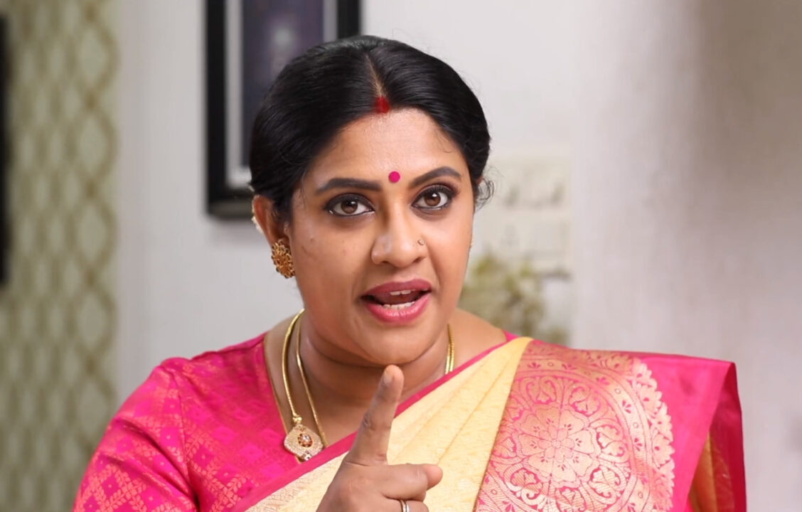 சரஸ்வதிக்கு இனிமே பிள்ளையே பொறக்காது.! சாபம் விடும் ராகினி! வெளுத்து வாங்கும் கோதை.! 3