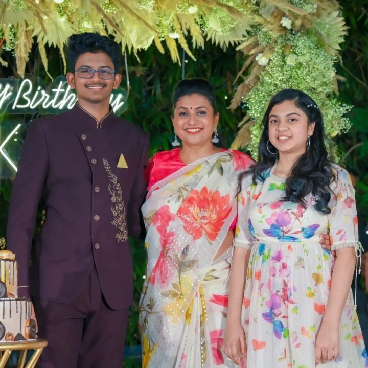 மகனின் 17-வது பிறந்தநாளை மிக பிரம்மாண்டமாக கொண்டாடிய நடிகை ரோஜா.! புகைப்பட தொகுப்பு இதோ.! 3