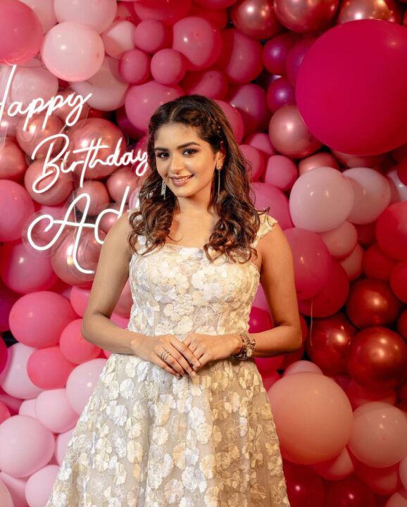 26வது பிறந்தநாளை சிறப்பாக கொண்டாடிய இயக்குனர் ஷங்கர் மகள் அதிதி.! புகைப்பட ஆல்பம் இதோ.! 13