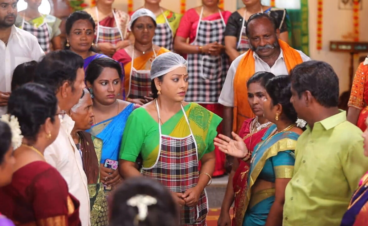 சமையலை சொதப்பிய செல்வி.! கைதாகும் பாக்யா.?? அடிமேல் அடி வாங்கும் பாக்யா.! முழு எபிசோட் விவரம்.! 5