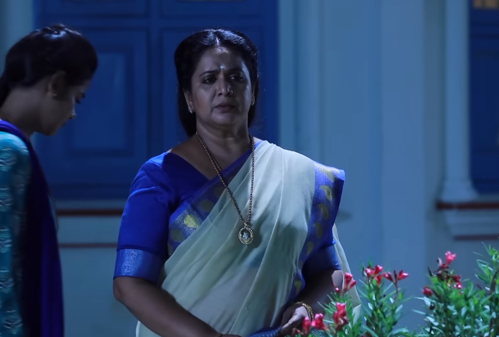 நள்ளிரவில் பயந்து அலறி கூச்சல் போட்ட கண்ணமம்மா.! இவங்களுக்கு இப்படி ஒரு நோய் வேற இருக்கா.! 3