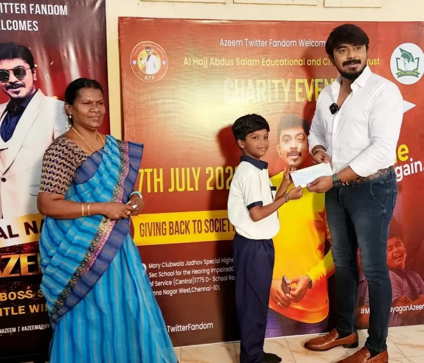 தளபதி விஜயை தொடர்ந்து, Biggboss-ல் வென்ற பணத்தை கொண்டு ஏழை மாணவர்களுக்கு உதவிகளை செய்த அசீம் 19