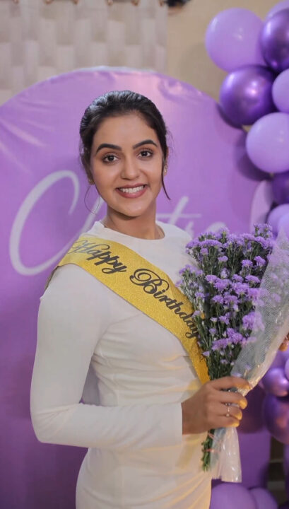 கயல் சீரியல் நடிகை சைத்ராவின் 30-வது பிறந்தநாள்.! செம்ம சர்ப்ரைஸ் செய்த நண்பர்கள்.! இதோ வீடியோ.! 15