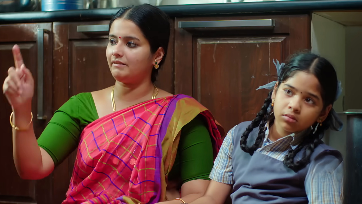அவன் கையை காலை உடைக்கணும்..! நந்தினி பேசுவதை ஒட்டு கேட்ட ஆதிகுணசேகரன்.! ப்ரோமோ இதோ 3