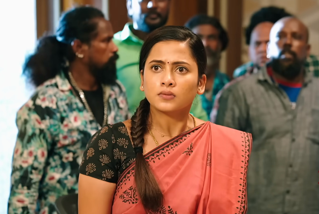 துப்பாக்கியால் சுட்ட ஜீவானந்தம்.! பயத்தில் உறைந்த ஆதி குணசேகரன், ஜனனி.! மாஸான ப்ரோமோ.! 3