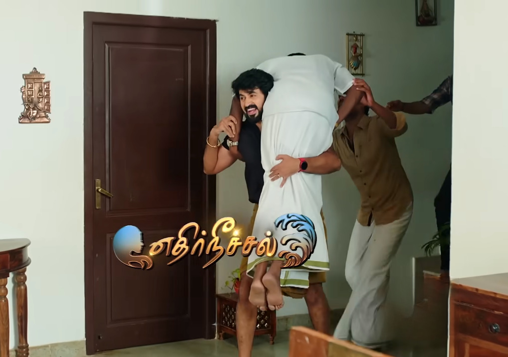புது குண்டை போட்ட ஆடிட்டர்.! மாரடைப்பால் சரிந்து விழுந்த ஆதி குணசேகரன்.! தூக்கிக்கொண்டு ஓடும் கதிர்.! 3