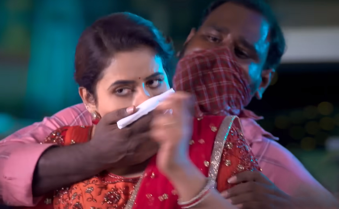சிவசங்கரியின் சூழ்ச்சிக்கு பலியான கயல்.! கயலை கடத்தி அடைத்து வைத்த கெளதம்.! 3