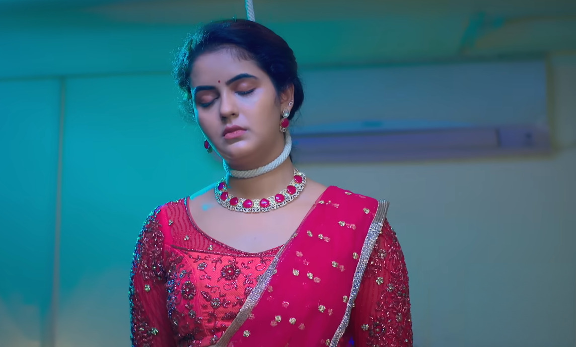 கயலின் கழுத்தில் கயிறை கட்டி அந்தரத்தில் தொங்கவிட்ட கெளதம்.! கயலை தேடி அலையும் எழில்.! 3