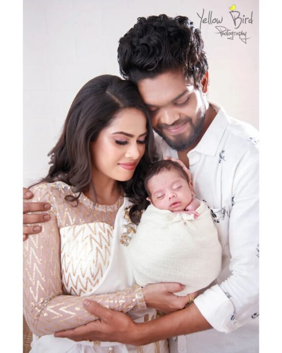 6 வருடங்களுக்கு பின் பிறந்த மகன்.! முகத்தை முதல் முறையாக காட்டிய பாண்டவர் இல்லம் அனு.! 13