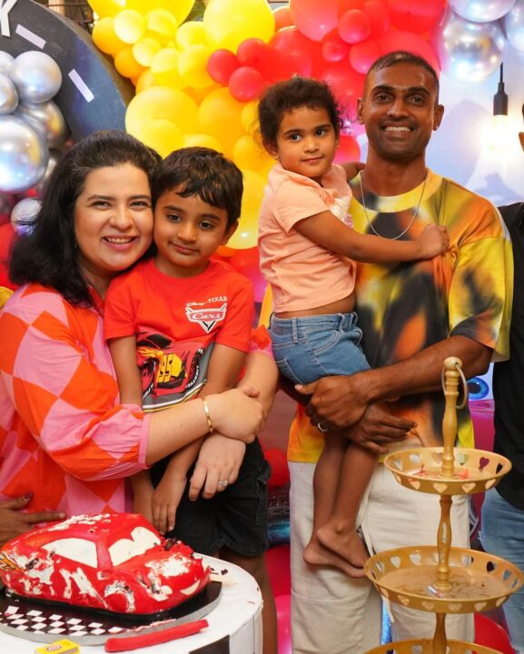 மகனின் 5-வது பிறந்தநாளை குடும்பத்துடன் கொண்டாடிய ராதிகா மகள் ரயான்! அழகிய புகைப்படங்கள்.! 9