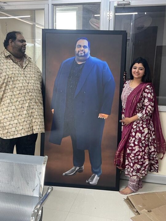 ரவீந்தரின் 38-வது பிறந்தநாள்.! ரவீந்தர் உயரத்துக்கு Gift கொடுத்த மனைவி மஹாலக்ஷ்மி.! இதோ வீடியோ.! 7