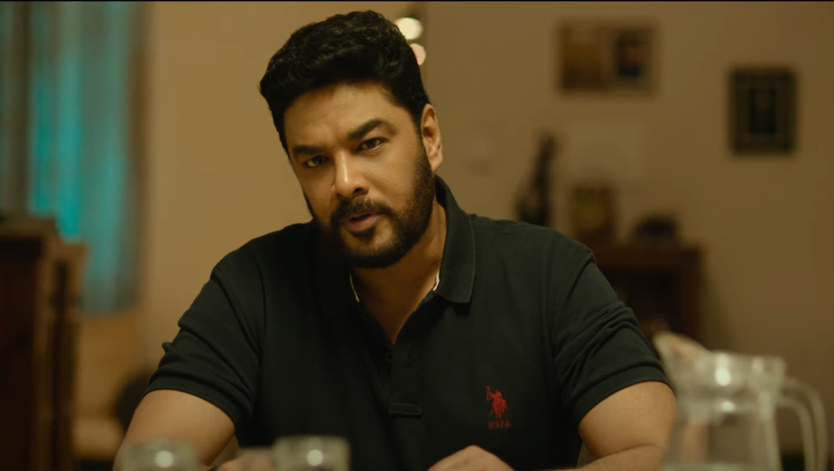 இயக்குனர் சுந்தர் சியுடன் காதலா? போட்டு உடைத்த 'நண்பன்' பட நடிகை..! 3