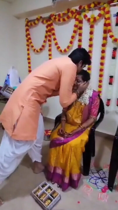 கர்ப்பமாக இருப்பதை அறிவித்த கணேஷ் வெங்கட்ராம் மனைவி.! வீட்டிலேயே எளிமையாக நடந்த வளைகாப்பு.! 13