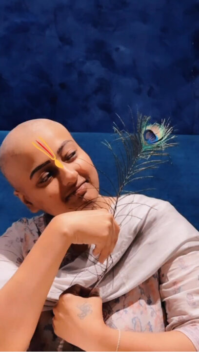 திடீரென மொட்டை தலையுடன் புகைப்படங்களை வெளியிட்ட காயத்ரி ரகுராம்.! இதுதான் காரணமா.? 3