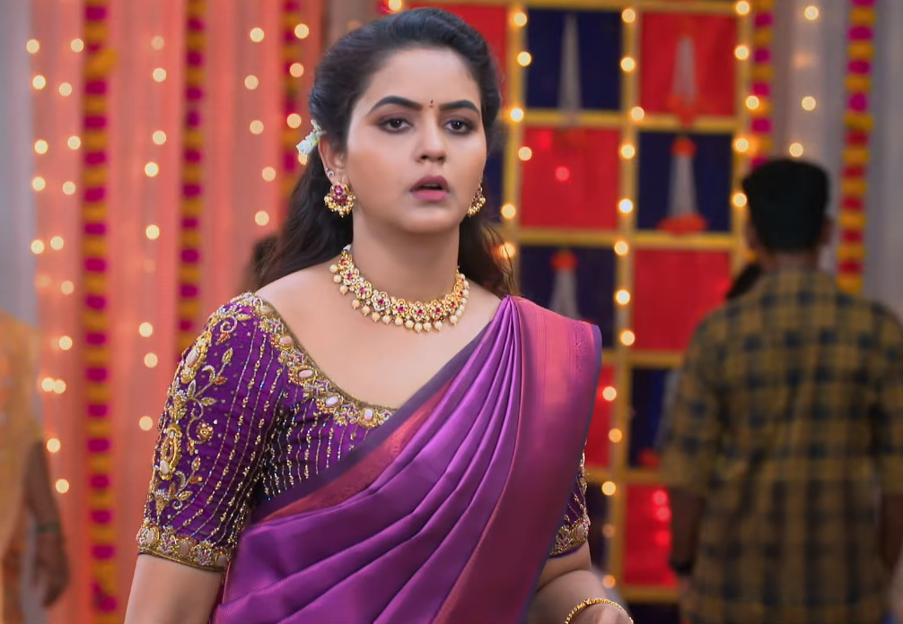 கயலின் தம்பி அன்புவை கடத்திய ரவுடிகள்.! பொறுமை இழந்து கதறும் ரசிகர்கள்.! கயல் ப்ரோமோ.! 3