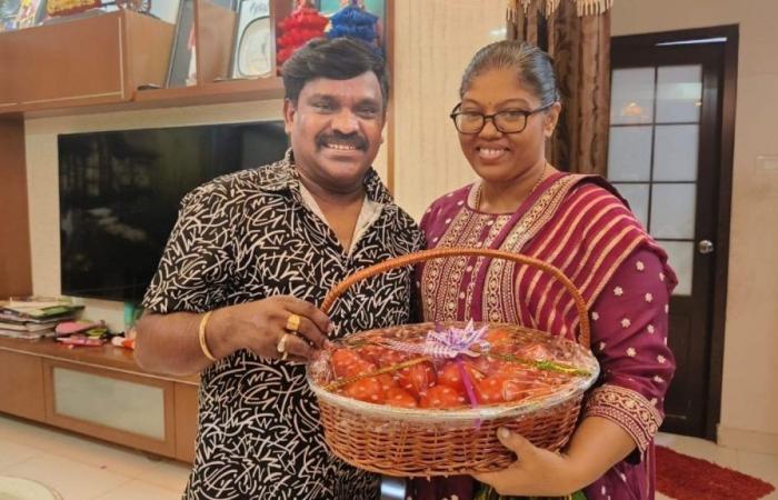 மனைவி பிறந்தநாளுக்கு செம்ம காஸ்ட்லி கிப்ட் கொடுத்த பாடகர் வேல்முருகன்.! என்ன குடுத்தாரு தெரியுமா? 3
