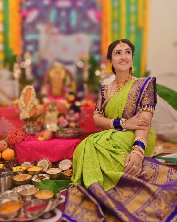 வீட்டில் கலசம் வைத்து 'வரலக்ஷ்மி விரதம்' கொண்டாடிய ஸ்ரீதேவி விஜயகுமார்.! வெளியான அழகிய புகைப்படங்கள்.! 7