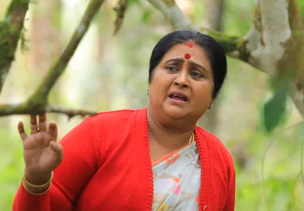 காட்டுக்குள் காணாமல் போன ஈஸ்வரி.! தேடி அலையும் பாக்யா.! பாக்கியலட்சுமி ப்ரோமோ இதோ 3