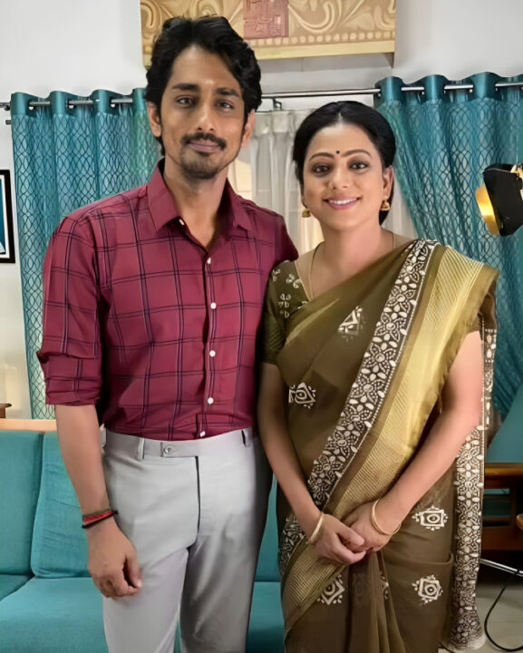 பாக்கியலட்சுமி சீரியலில் நடிக்க வந்த தமிழ் முன்னணி ஹீரோ.! ஷூட்டிங்கில் இருந்து கசிந்த வீடியோ இதோ 3