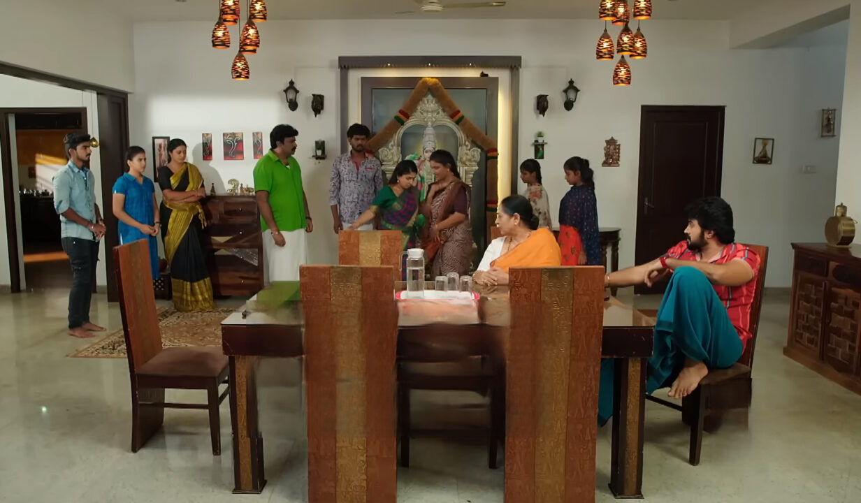 காலியாக இருக்கும் ஆதிகுணசேகரன் நாற்காலி.! AGS இல்லாமால் வெளியான முதல் எதிர்நீச்சல் ப்ரோமோ.! 3
