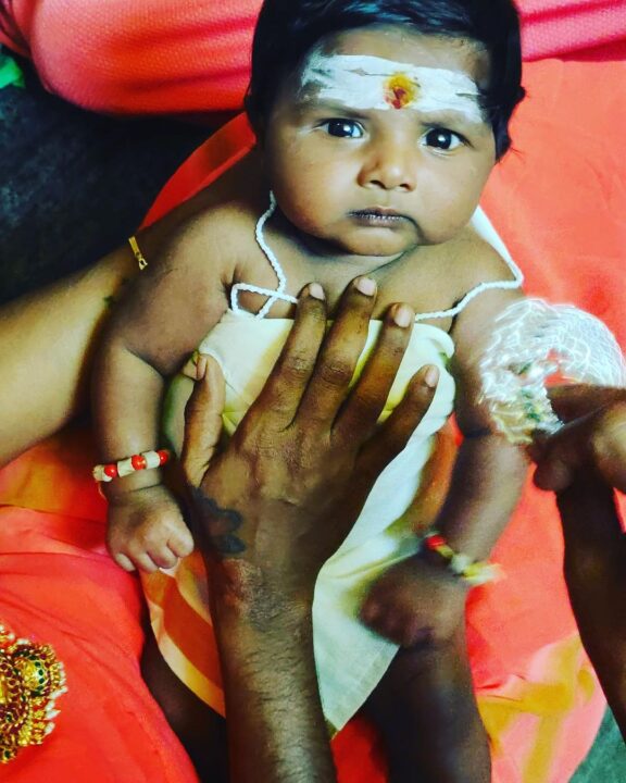 பேரனுக்கு பெயர் சூட்டு விழா நடத்திய பாக்கியலட்சுமி சீரியல் நடிகை.! வெளியான அழகிய புகைப்படங்கள்.! 17
