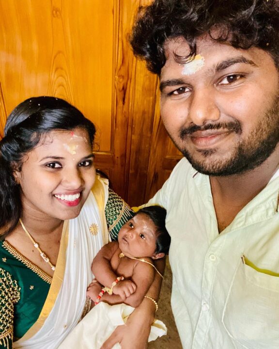 பேரனுக்கு பெயர் சூட்டு விழா நடத்திய பாக்கியலட்சுமி சீரியல் நடிகை.! வெளியான அழகிய புகைப்படங்கள்.! 7