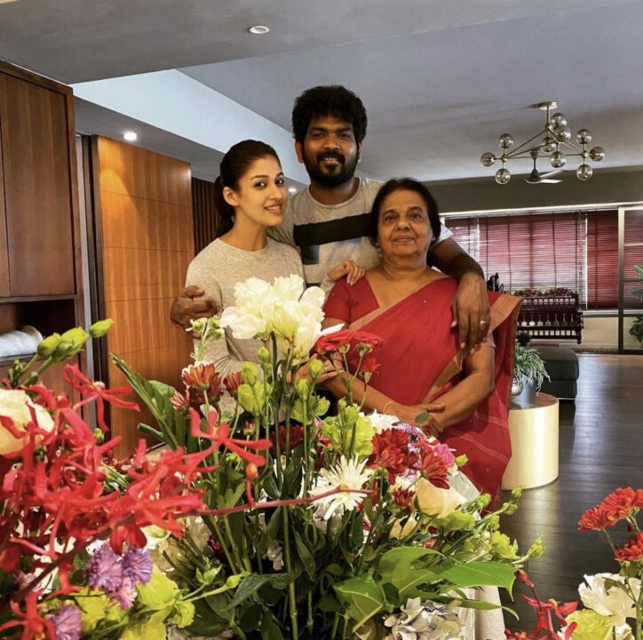 "நீதான் என்னோட பலம் அம்மா" அம்மாவின் பிறந்தநாளுக்கு வாழ்த்திய நயன்தாரா.! 11