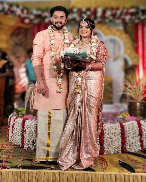 விஜய் டிவி சீரியல் நடிகருக்கு திருமணம்.! சத்தமில்லாமல் காதலியை கரம் பிடித்த சாக்லேட் பாய் நடிகர் 3