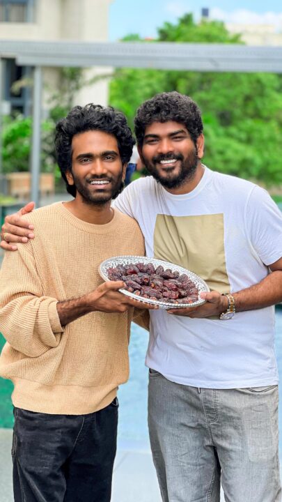 லவ் டுடே நாயகனுடன் கை கோர்த்த விக்னேஷ் சிவன்.! வீடியோவில் சூசக அறிவிப்பு.! 3