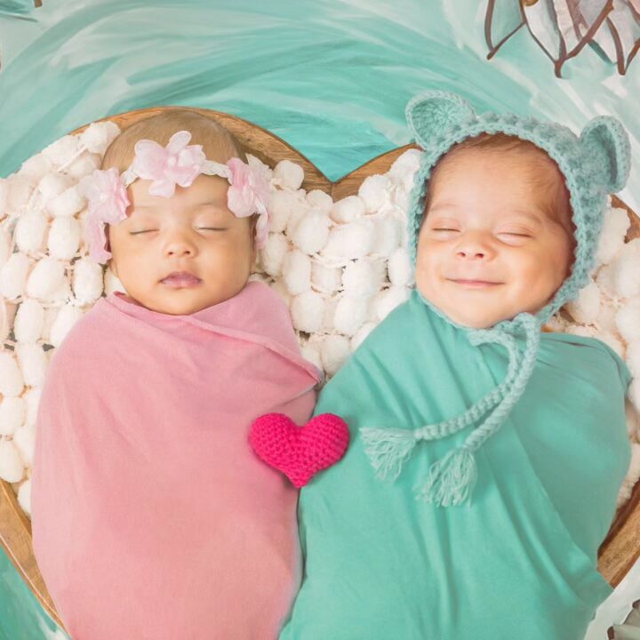 இரட்டை குழந்தைகளுக்கு பெயர் சூட்டு விழா நடத்திய சன் டிவி 'சந்திரலேகா' சீரியல் நடிகை ஸ்வேதா.! 3