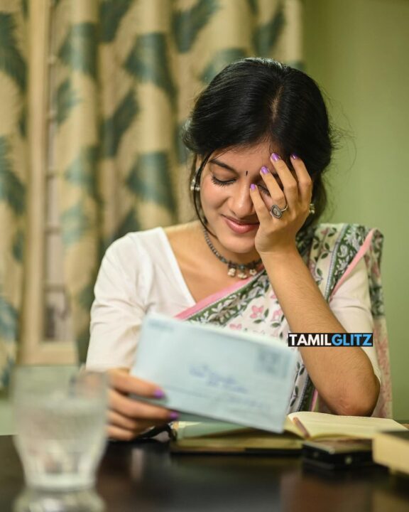"அழகே பொறாமைப் படும் பேரழகி" 'குக் வித் கோமாளி' மோனிஷா நடத்திய Cute போட்டோஷூட்.! 13