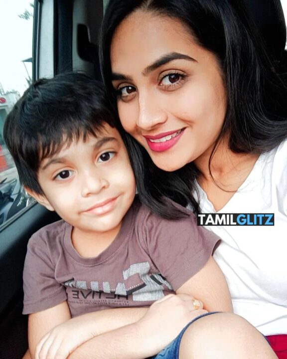 'சிறகடிக்க சீரியல்' ரோஹிணிக்கு இவளோ பெரிய பையன் இருக்காரா? வெளியான புகைப்படங்கள்.! 17