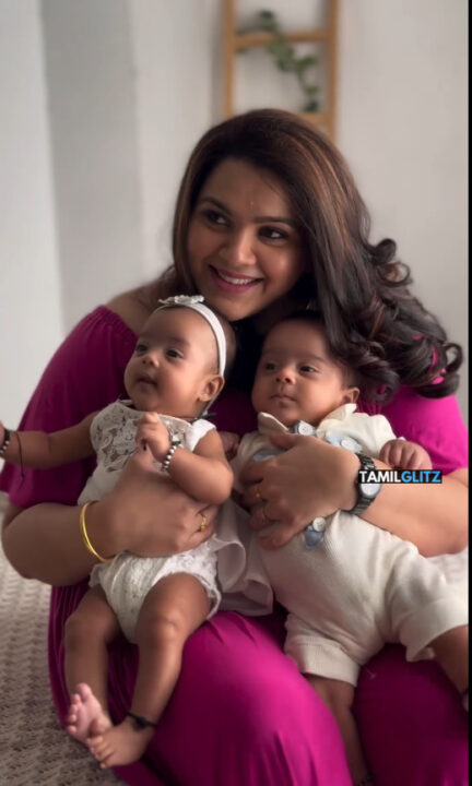 38 வயதில் இரட்டை குழந்தைகளுக்கு தாயான 'சந்திரலேகா' சீரியல் நடிகை ஸ்வேதா.! Cute Photoshoot.! 7