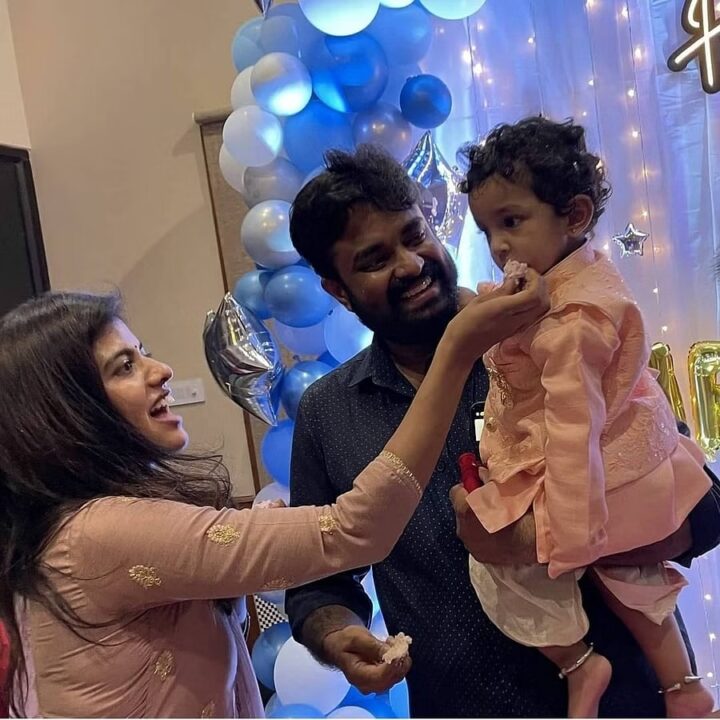 இயக்குனர் ஏ.எல் விஜய் மகனின் பிறந்தநாள் கொண்டாட்ட புகைப்படங்கள்.! ஆல்பம் இதோ.! 7