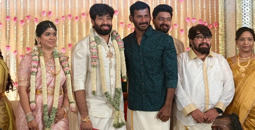 நடிகர் பிரபுவின் மகளை கரம்பிடித்தார் 'மார்க் ஆண்டனி' பட இயக்குனர் ஆதிக் ரவிச்சந்திரன்.! ஆல்பம் இதோ.! 5