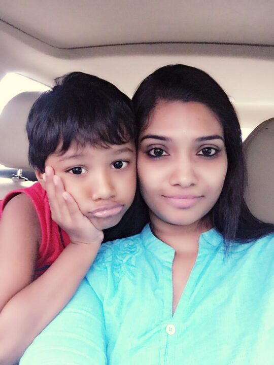 கணவருடன் விவாகரத்து.! மகனை சொந்த அண்ணனுக்கே தத்து கொடுத்த பாண்டவர் இல்லம் நடிகை.! 5