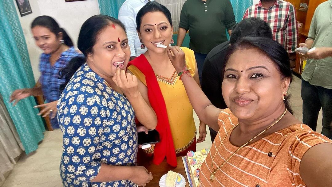 விபத்தில் சிக்கி படுகாயமடைந்த 'பாக்கியலட்சுமி' சீரியல் நடிகை.! வெளியான ஷாக்கிங் புகைப்படங்கள்.! 3