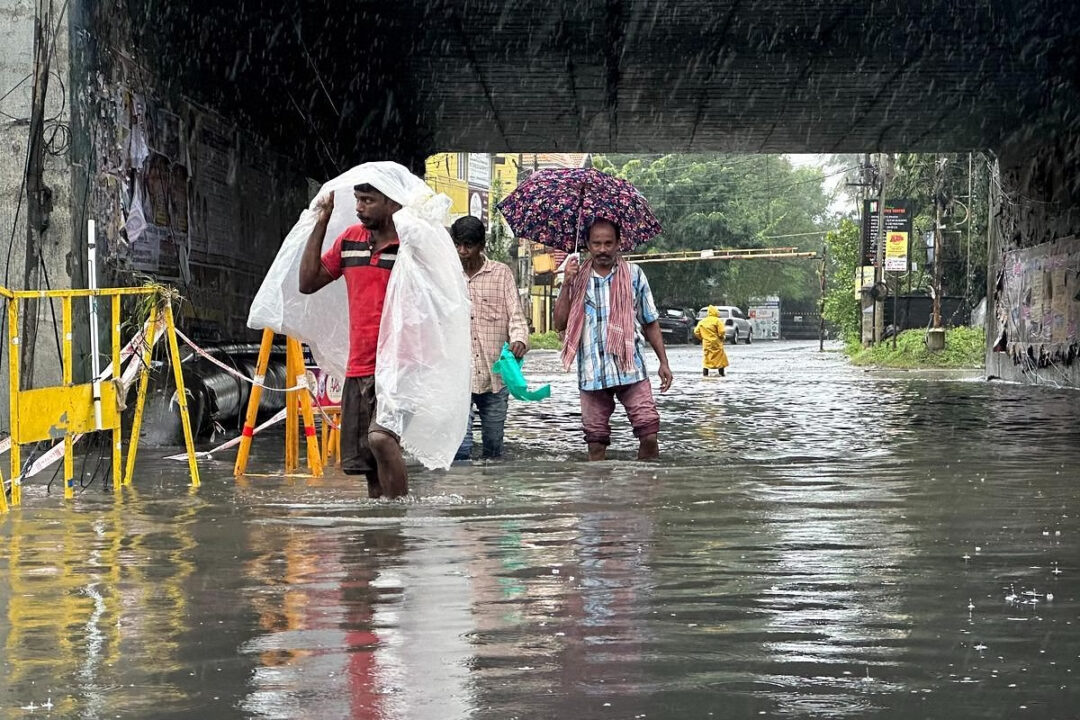 சோத்துக்கே வழி இல்லாத போது சந்திரனுக்கு ராக்கெட் எதுக்கு? பார்த்திபன் காட்டம்.! 3