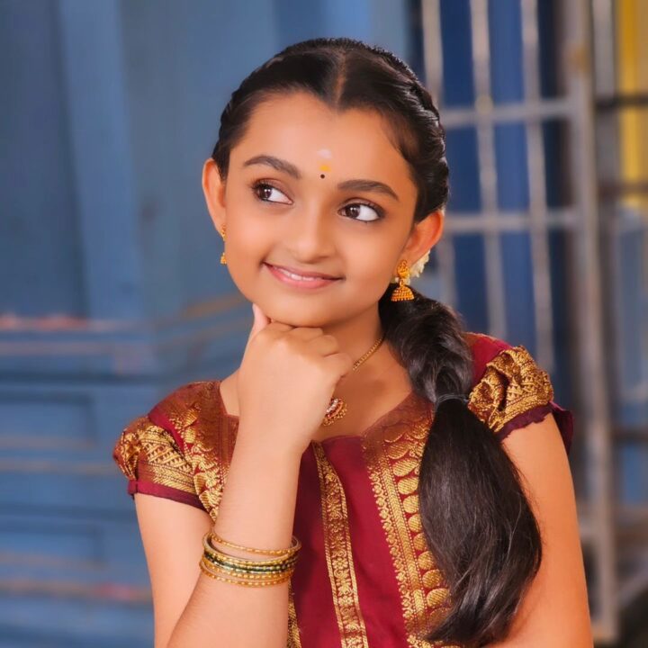 TRPல் வாங்கிய பெரிய அடி.! திடீரென சீரியலை முடித்து மூட்டை கட்டும் விஜய் டிவி.! 9