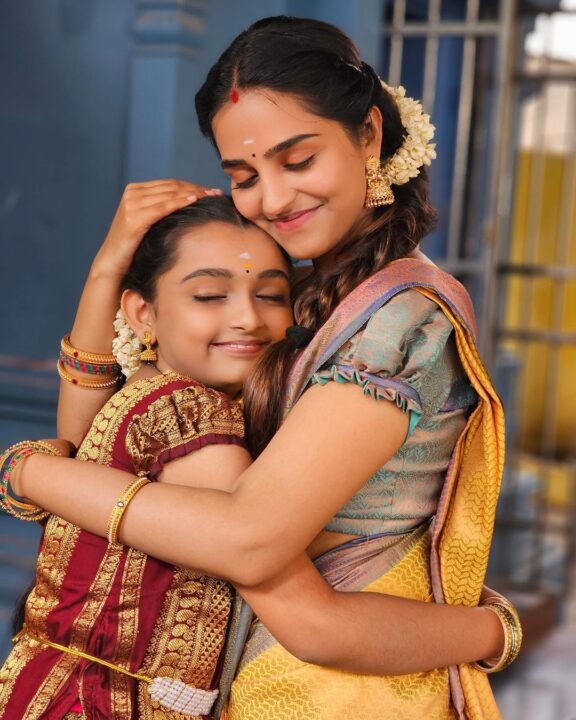 TRPல் வாங்கிய பெரிய அடி.! திடீரென சீரியலை முடித்து மூட்டை கட்டும் விஜய் டிவி.! 5