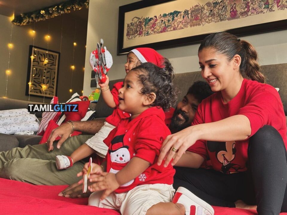 தனது இரட்டை மகன்களுடன் கிறிஸ்துமஸை கொண்டாடிய நயன்தாரா.! புகைப்பட ஆல்பம் இதோ..! 15