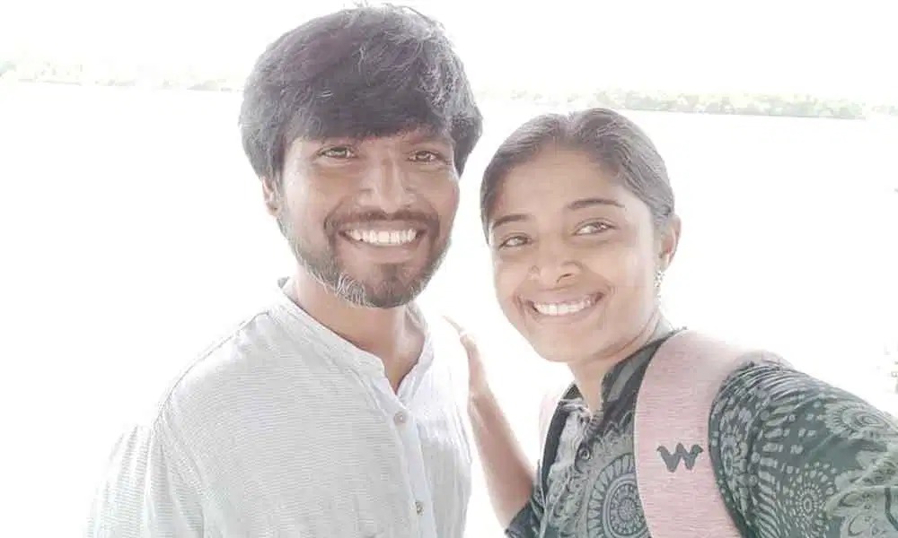 கசந்துவிட்ட காதல் வாழ்க்கை.! கணவரை பிரிவதாக அறிவித்த 'திரௌபதி' பட நடிகை.! 3