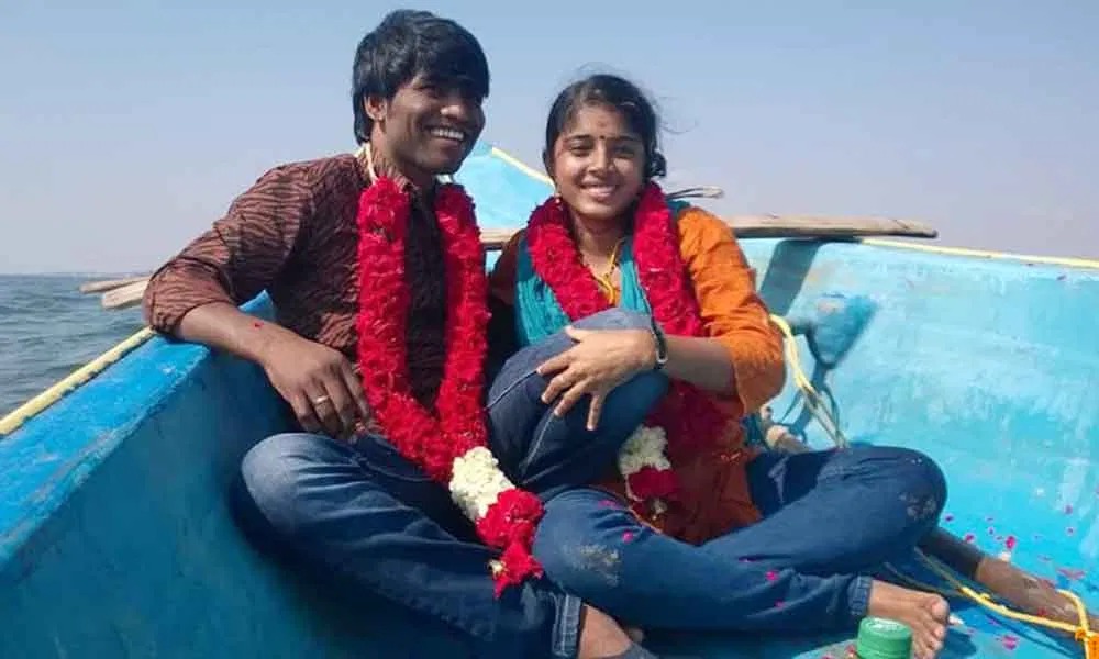 கசந்துவிட்ட காதல் வாழ்க்கை.! கணவரை பிரிவதாக அறிவித்த 'திரௌபதி' பட நடிகை.! 5