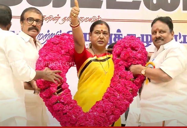 'இதுவரை மனதில் தாங்கிய கணவரை கையில் தாங்கப் போகும் பிரேமலதா" நெகிழ்ச்சி வீடியோ இதோ.! 3
