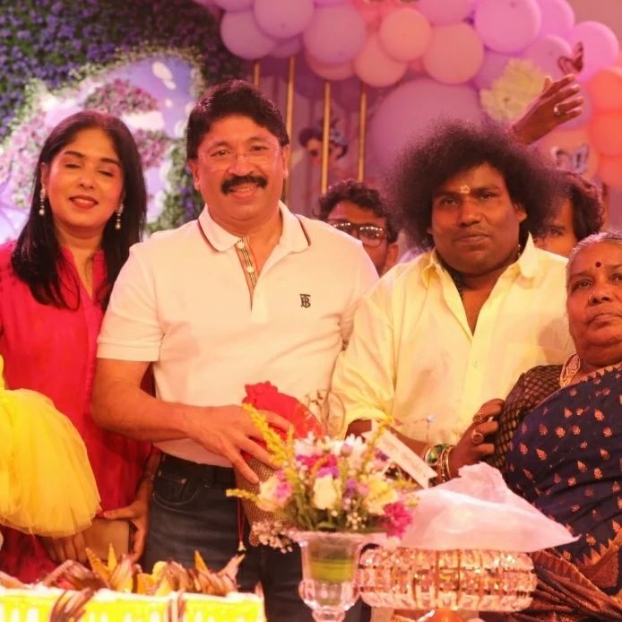 யோகிபாபு மகளின் முதல் பிறந்தநாள் கொண்டாட்டம்.! வந்து குவிந்த வெள்ளித்திரை பிரபலங்கள்.! 23