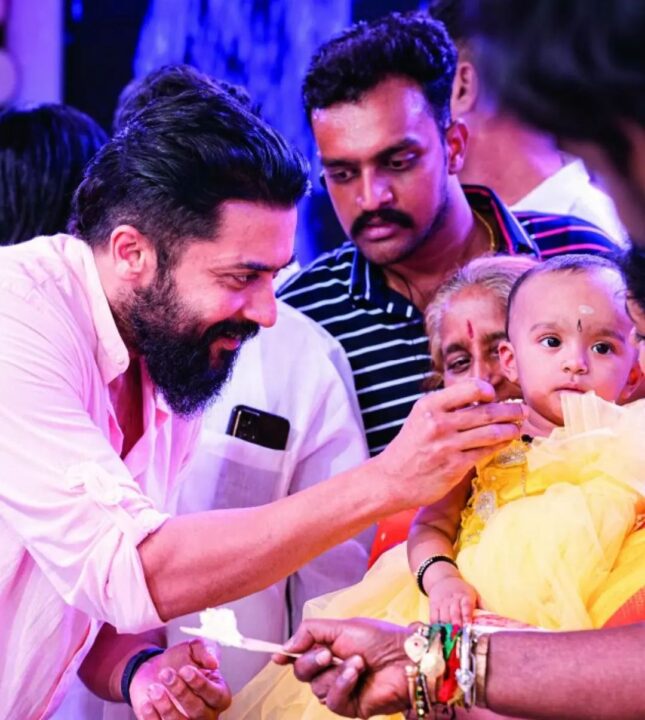 யோகிபாபு மகளின் முதல் பிறந்தநாள் கொண்டாட்டம்.! வந்து குவிந்த வெள்ளித்திரை பிரபலங்கள்.! 3