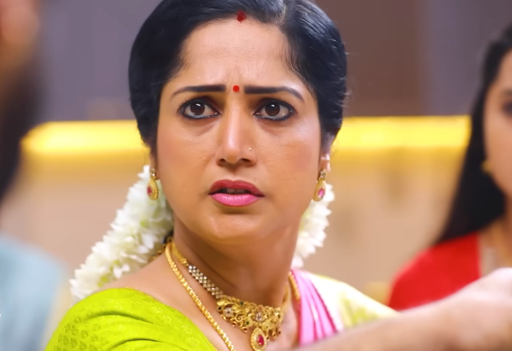 மஹாவை அடிக்க கையை ஓங்கிய ராஜலக்ஷ்மி.! கையை பிடித்து தடுத்து நிறுத்திய சூர்யா.! ப்ரோமோ உள்ளே 3
